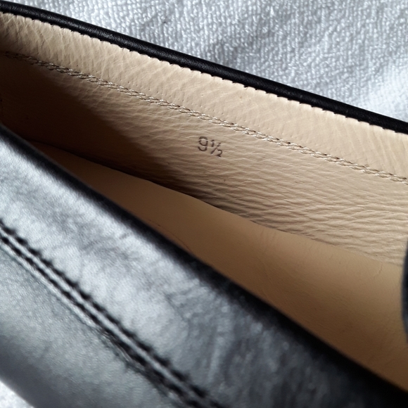 Tod's Black Leather Loafers - Picture 3 of 13